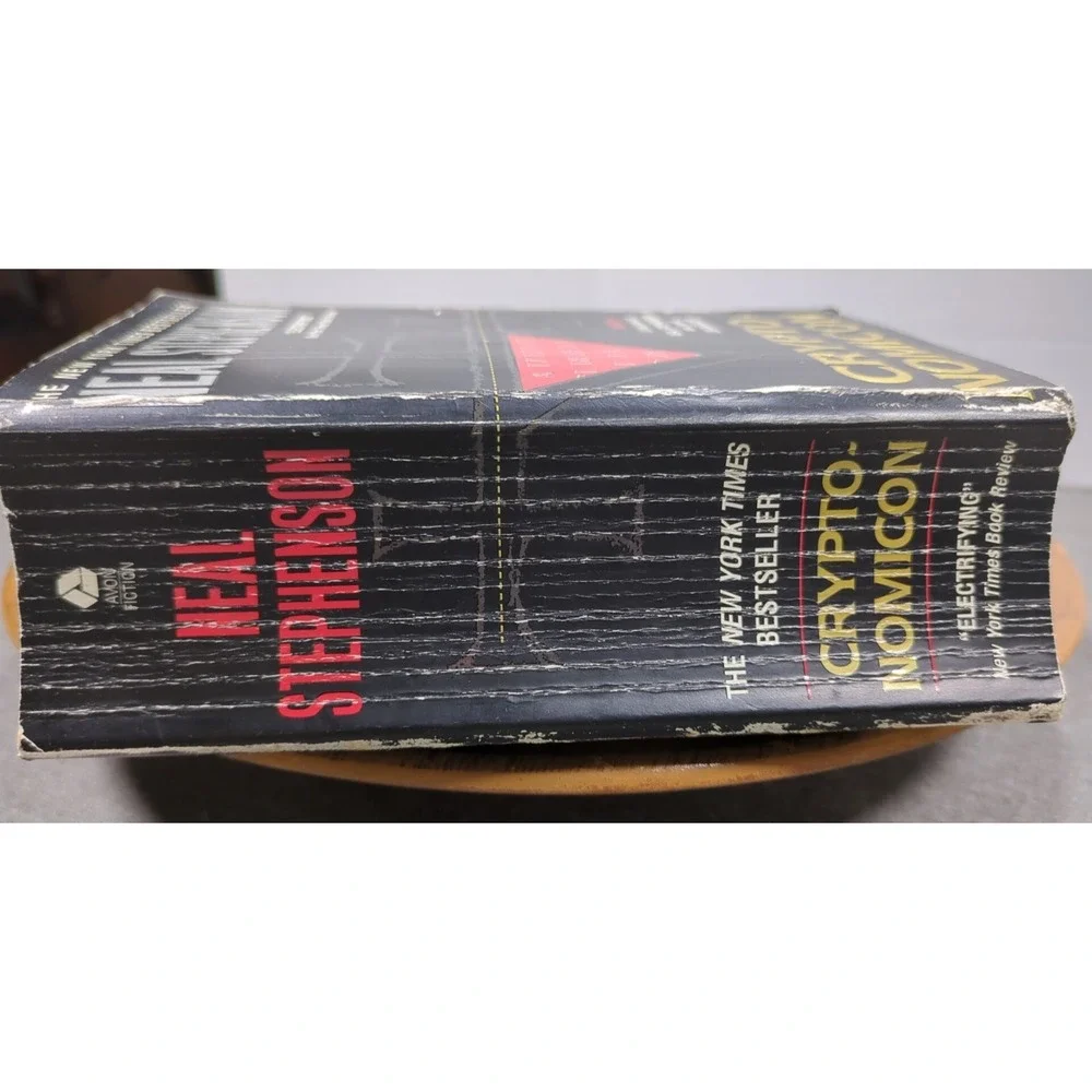 Cryptonomicon‎ Neal Stephenson Frist Avon Books Paperback Edition Nov. 2002 VTG